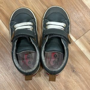 See Kai Run Velcro closure gray laced shoes